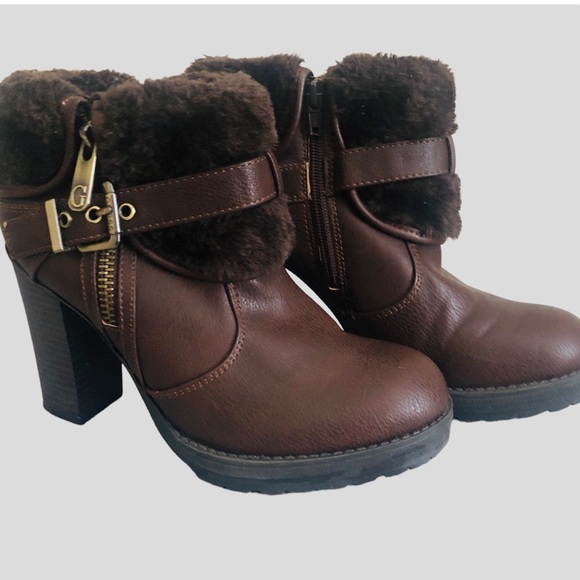 Guess Faux Fur Trimmed Ankle Booties in Dark Brown, Leather Sole, Size 6.5 - Picture 4 of 10